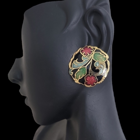 Vintage Black Floral Enamel Scalloped Edge Goldtone Setting Cloisonne Earrings - Picture 2 of 5